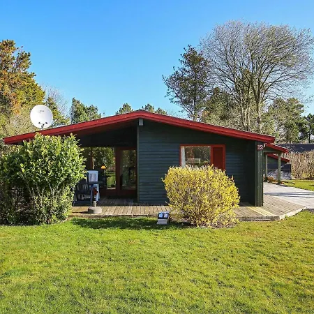 Three-bedroom In 13