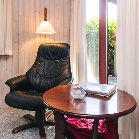 Vakantiehuis Three-bedroom In 13 Dannemare