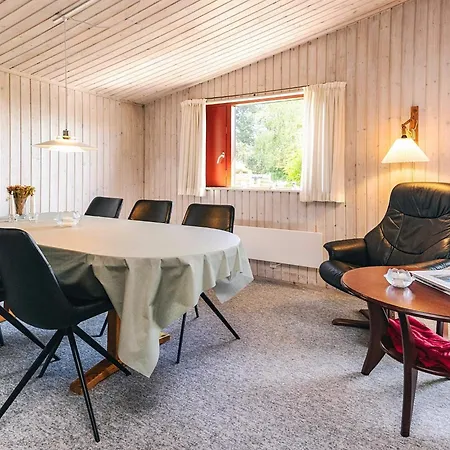 6 Person In Dannemare-by Traum Dannemare